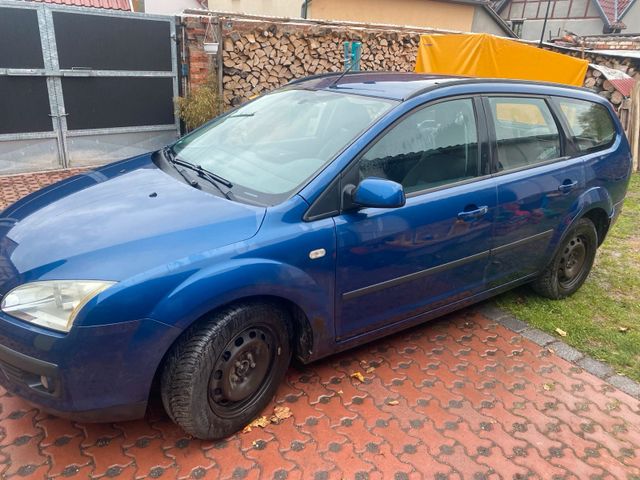 Ford Focus mk2 Turnier