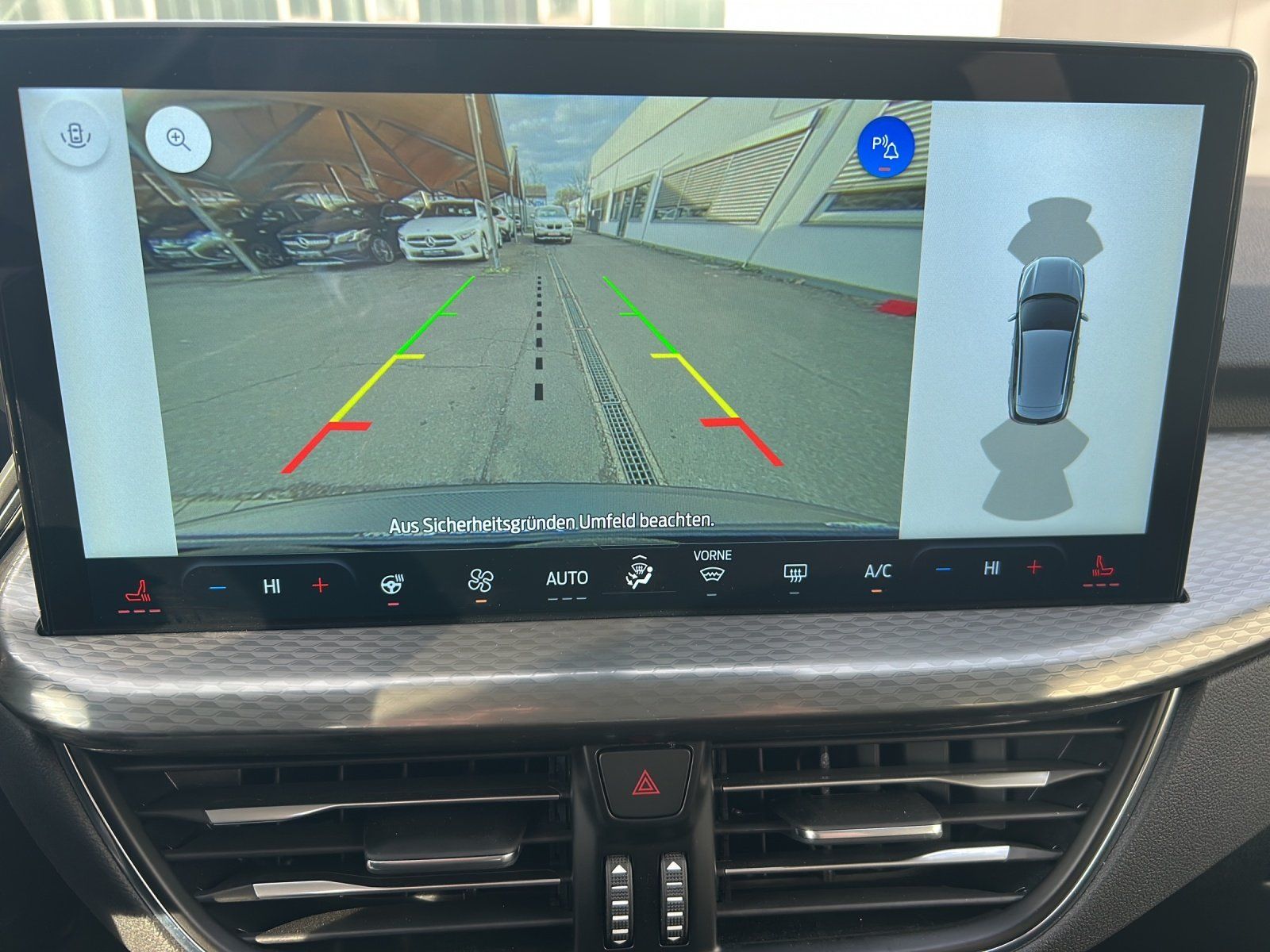 Fahrzeugabbildung Ford Kuga Titanium Winter Pak. Navi Digitales Cockpit