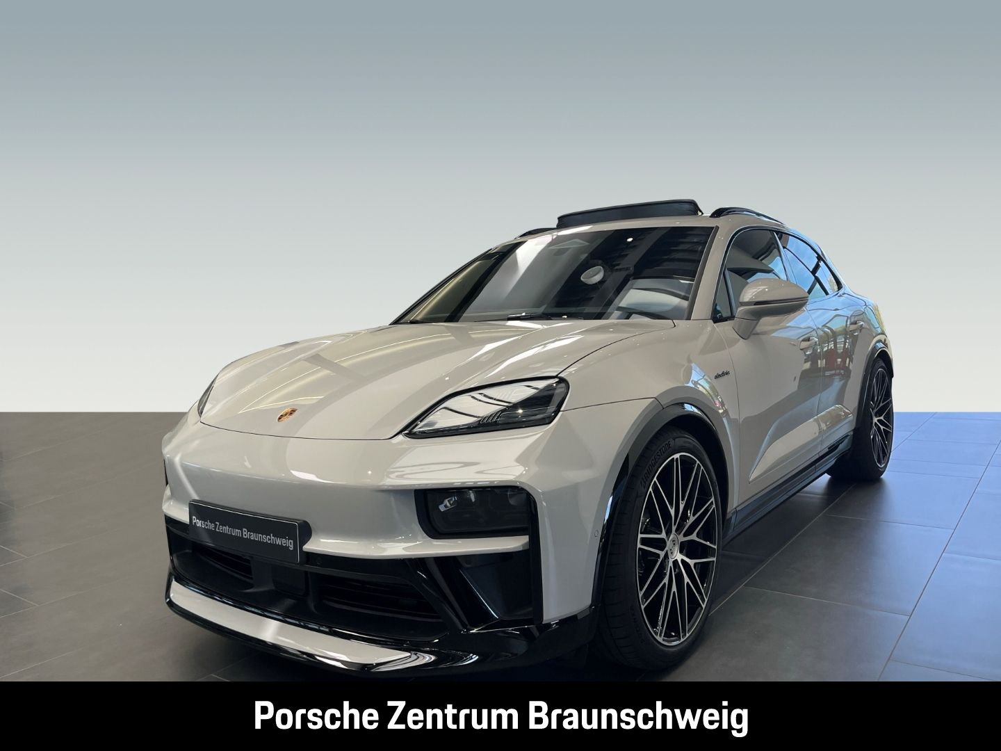 Porsche Macan 4S Luftfederung Sitzbelüftung BOSE 22-Zoll