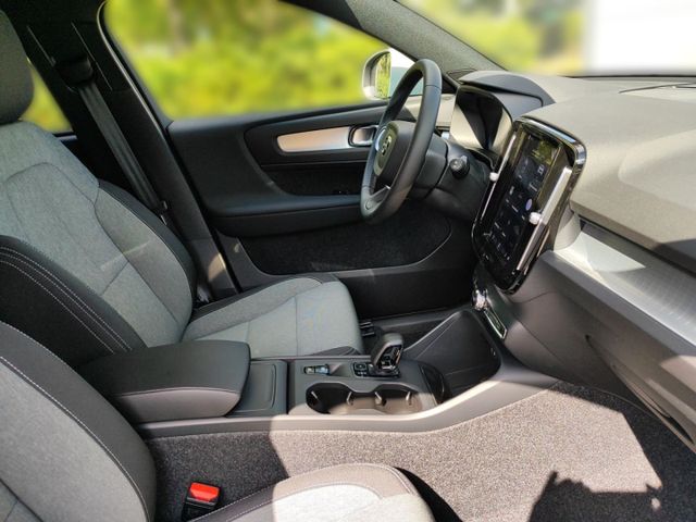 VOLVO XC 40 (Bild 20 von Array)