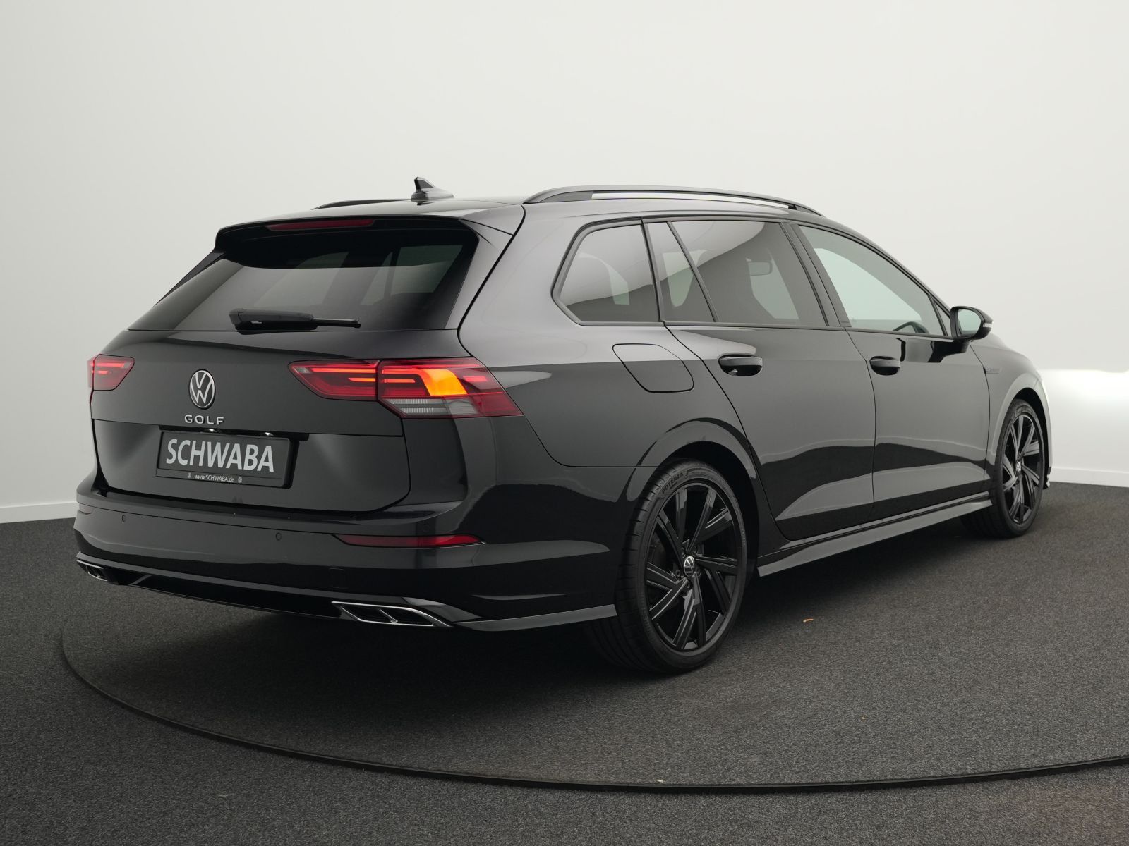 Volkswagen Golf VIII Variant R-Line 1.5 TSI *NAVI*LED*KAM* imagem 3
