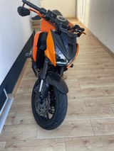 Kawasaki ZR 800 c - KAWASAKI MOTORRAD 800