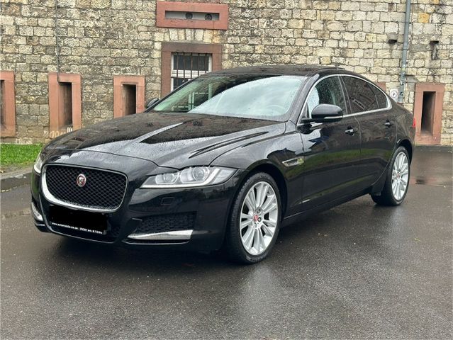 Jaguar XF PRESTIGE*MOD.2017+PANO+LEDER*