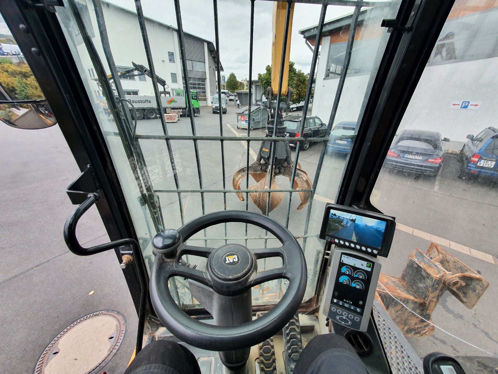 Fahrzeugabbildung CAT MH3024 / MH 3024 / Greifer / 2018 / 9.424h