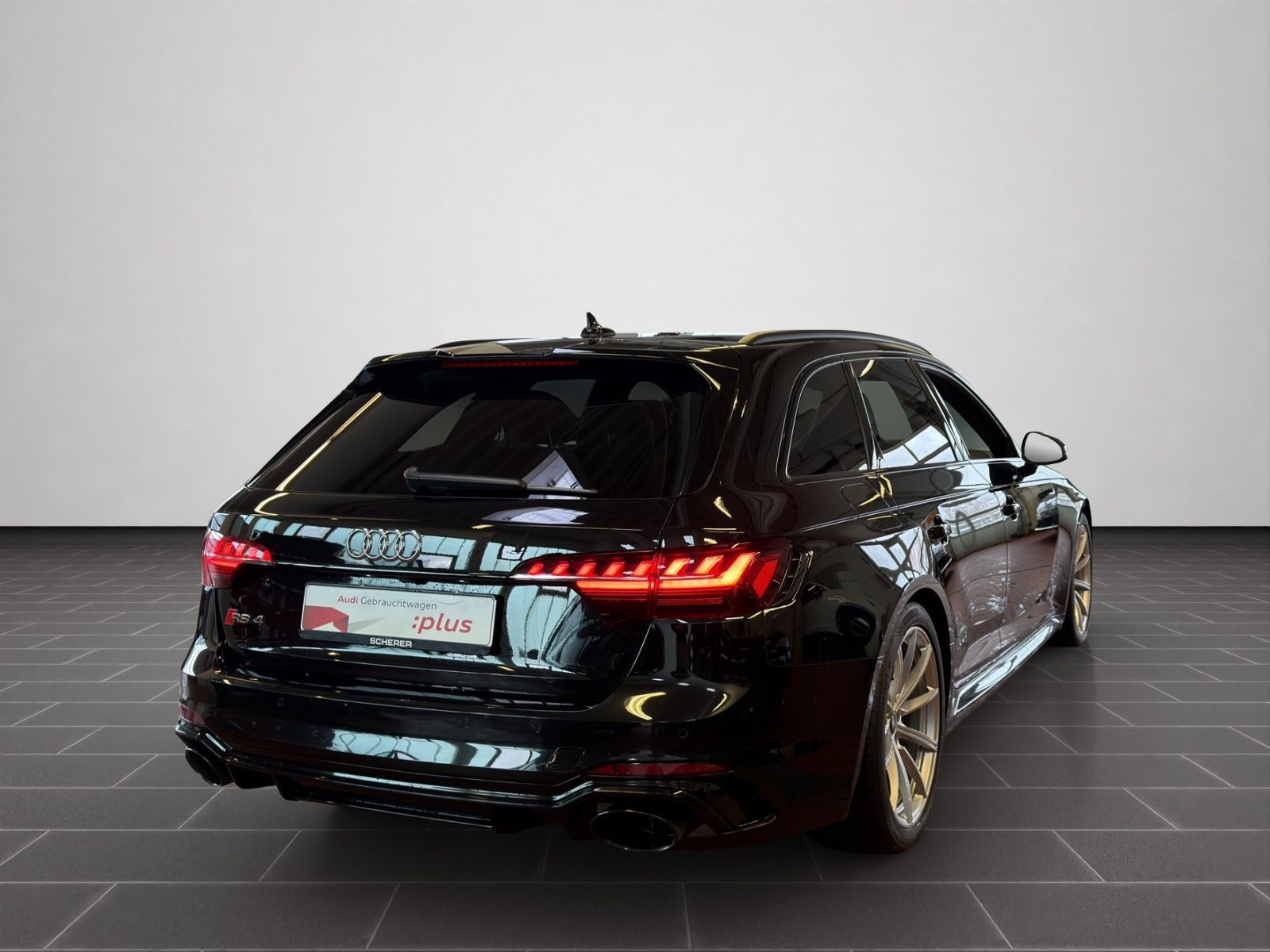 Audi RS4 - Bild 3