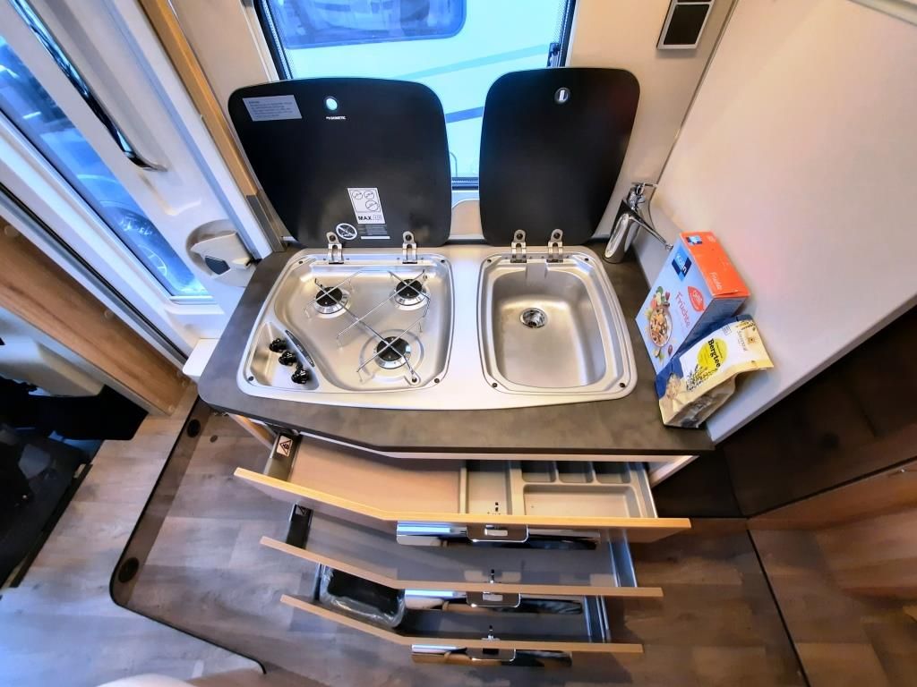 Fahrzeugabbildung HYMER / ERIBA / HYMERCAR Exsis-t 580 Pure Verfüg./Sparen Sie 18.712,- €