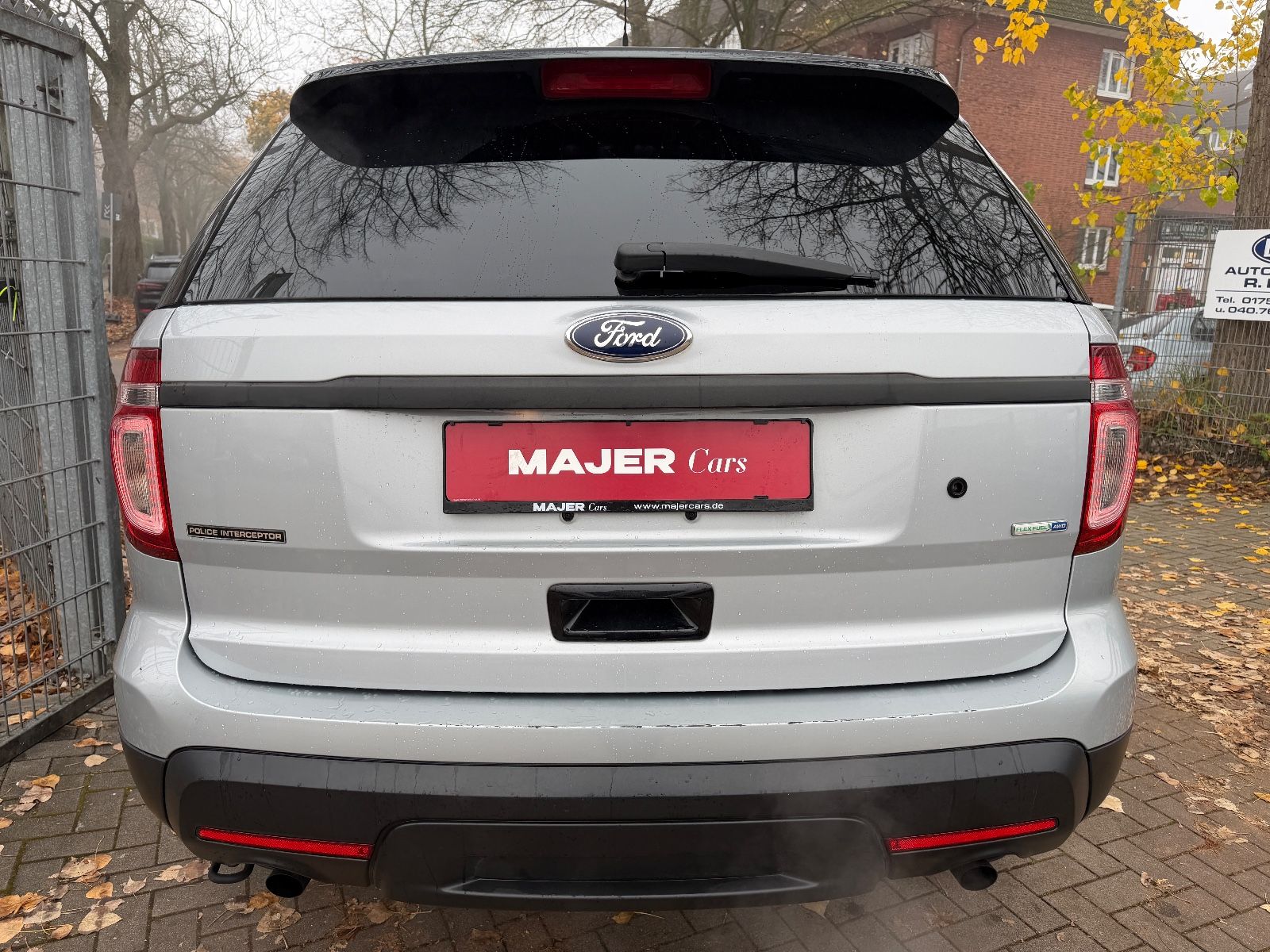 Fahrzeugabbildung Ford Police Interceptor 4x4 AUTOMATIK