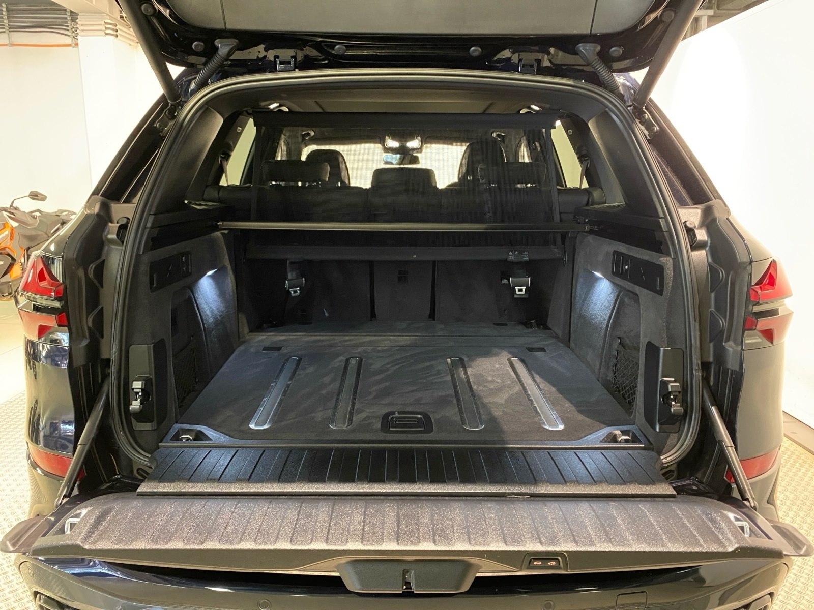 BMW X5 M60i xDrive M Sport Standheizung Massage AHK