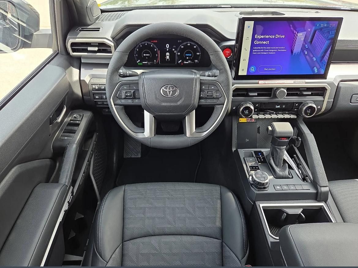 Fahrzeugabbildung Toyota TRD Off Road Premium Hybrid T1: 59.800 EURO