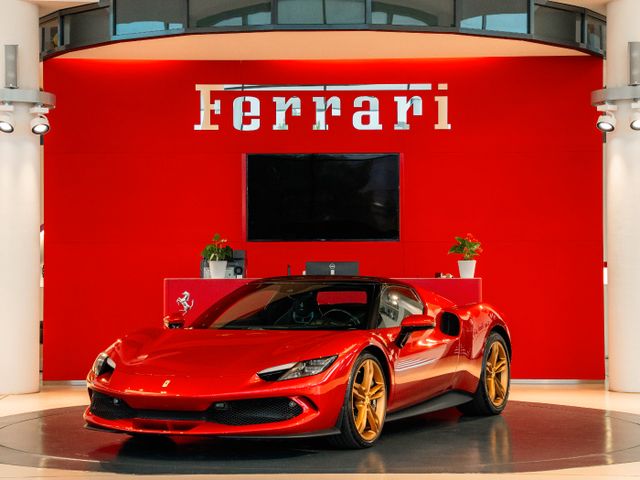 Ferrari 296 GTB Tricolore*Belüftete Sitze*Alcantara