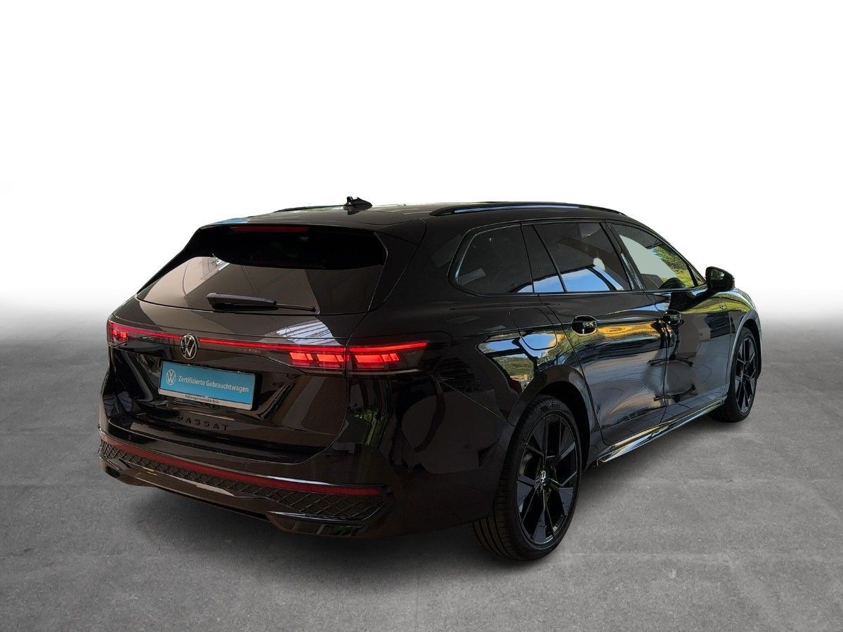 Volkswagen Passat Variant 1.5 eHybrid DSG R-Line Pano Navi foto 5