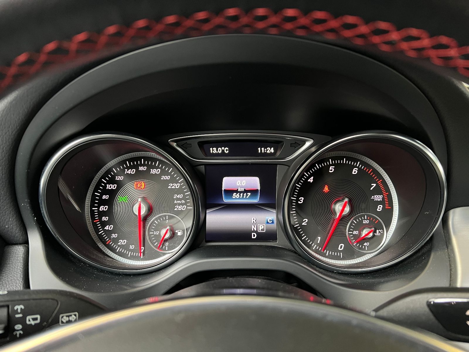Fahrzeugabbildung Mercedes-Benz GLA 250 4Matic AMG Line PANO LED NAV ALU