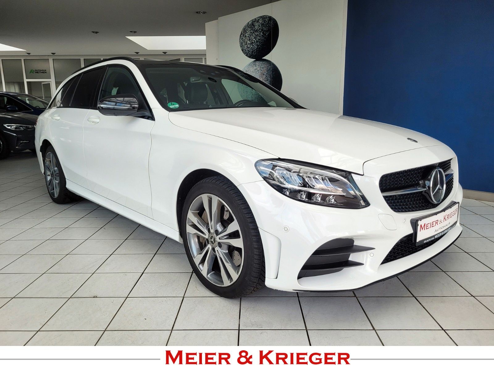 Mercedes-Benz C 300de AMG-Line/Night/Panorama/Comand/Burmester
