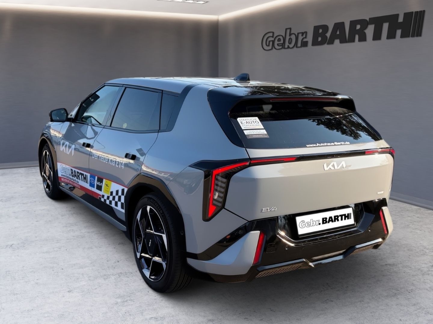 Fahrzeugabbildung Kia EV4 (CT) 150 kW GT-Line Navi Soundsystem LED App