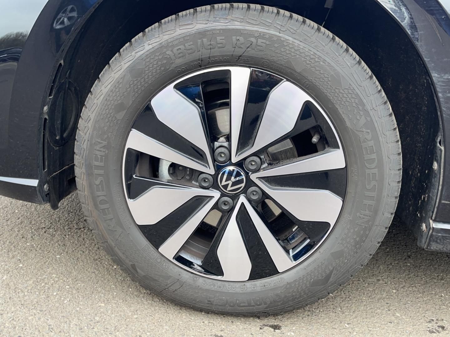 Fahrzeugabbildung Volkswagen Polo MOVE Move,LM-Felgen , App Connect,ZV,EFH,GJ