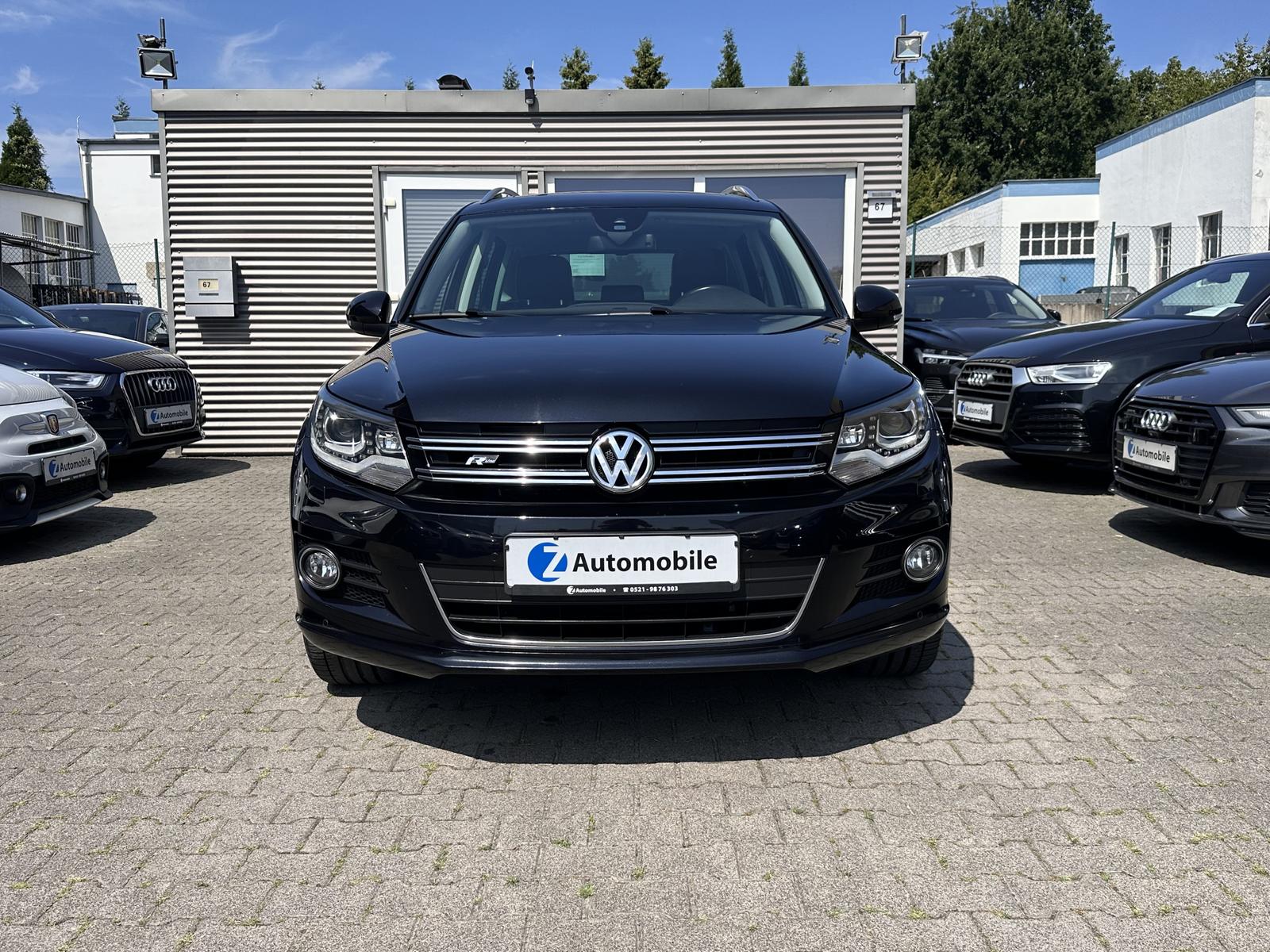 Volkswagen Tiguan 2.0 TDI R-Line 4M*Panorama*AHK*Kamera*