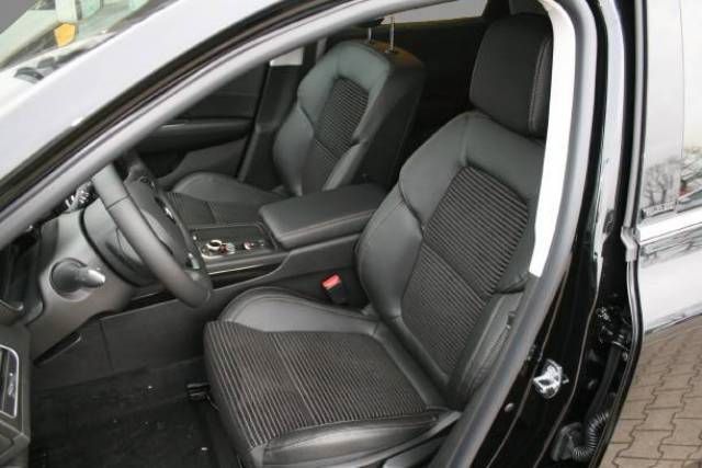 Fahrzeugabbildung Renault TALISMAN Grandtour Intens ENERGY dCi 160 EDC