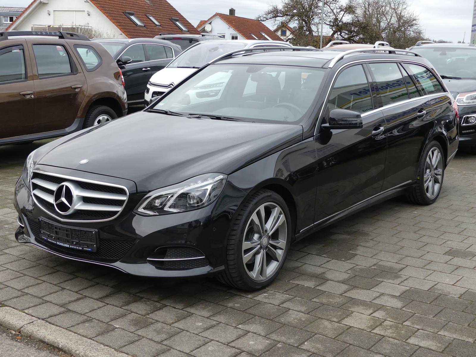 Mercedes-Benz E 300 BlueTec