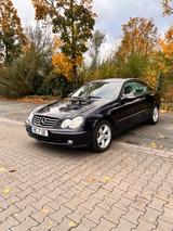 Mercedes-Benz Mercedes Clk 320 Avantgarde - Mercedes-Benz CLK 320 Gebrauchtwagen in Duisburg