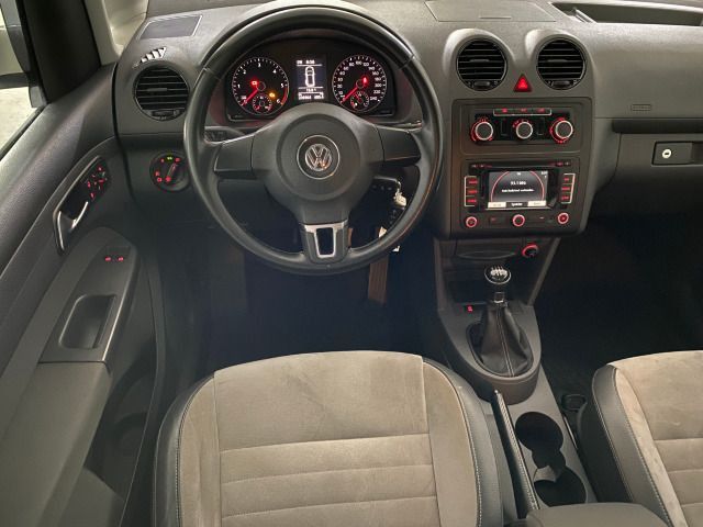Caddy 1.6 TDI Edition 30 AHK+NAVI+ALU+KLIMA