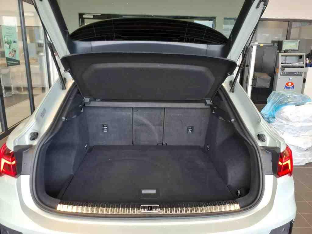 Audi Q3 Sportback S line 35 TFSI Black ACC AHK VC Nav, миниатюра 7