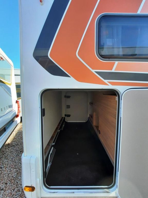 Fahrzeugabbildung Weinsberg CaraCompact 600 MEG EDITION [PEPPER] Verfüg./Spa