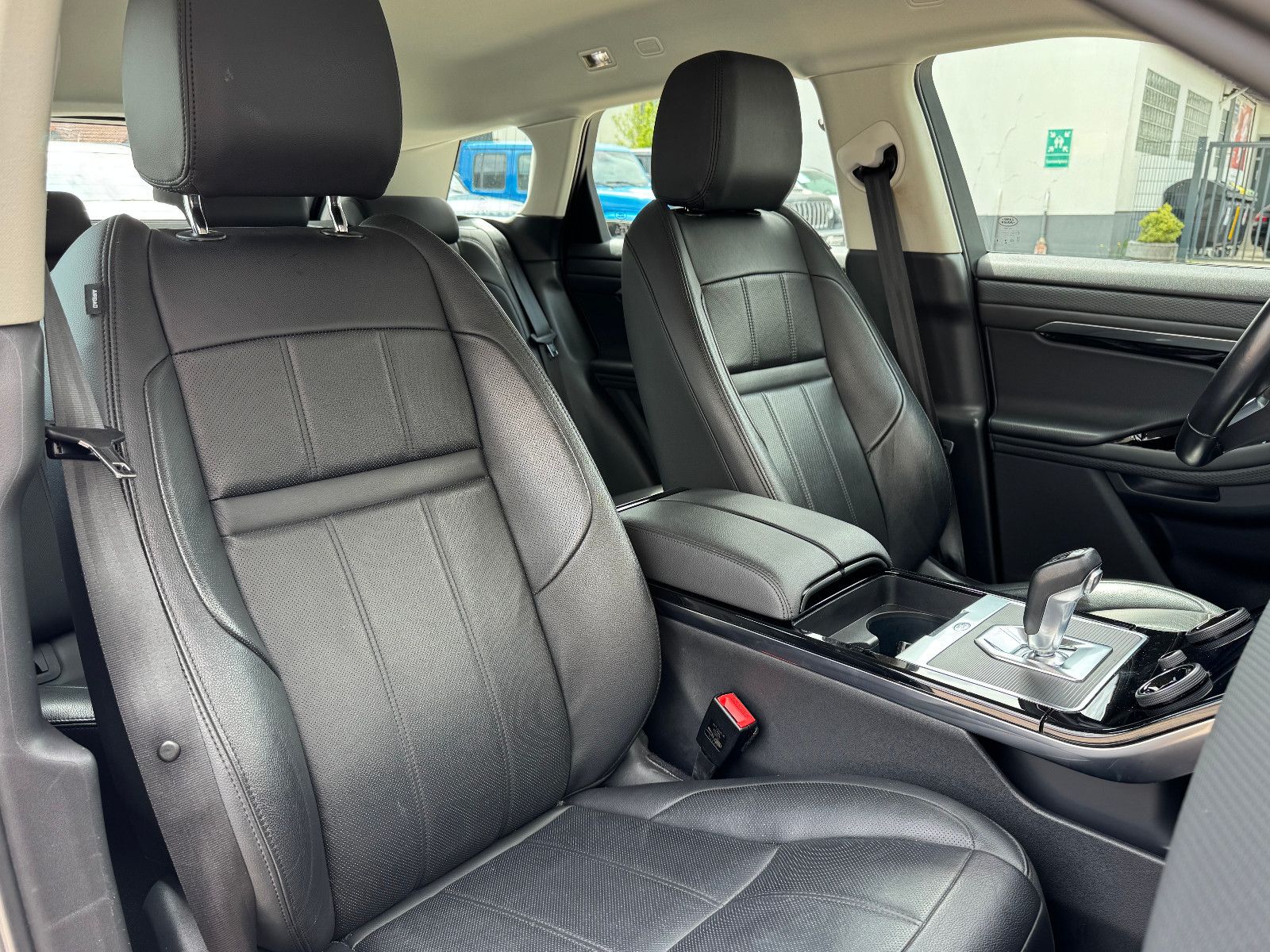 Fahrzeugabbildung Land Rover Range Rover Evoque S /KAMERA/CAR-PLAY/L-HEIZUNG
