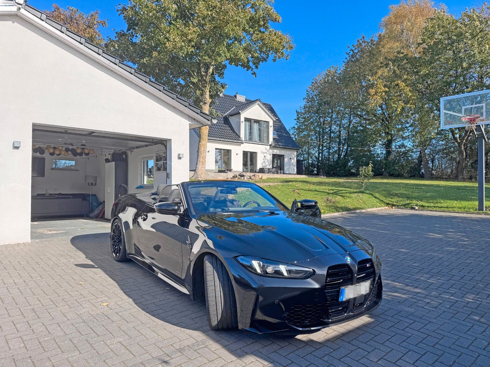 BMW M4 Competition M xDrive Cabrio Dashcam/ H&amp;R uwm.