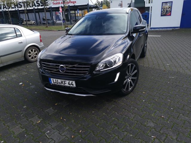 Volvo XC60 D5 AWD Momentum Geartronic Momentum