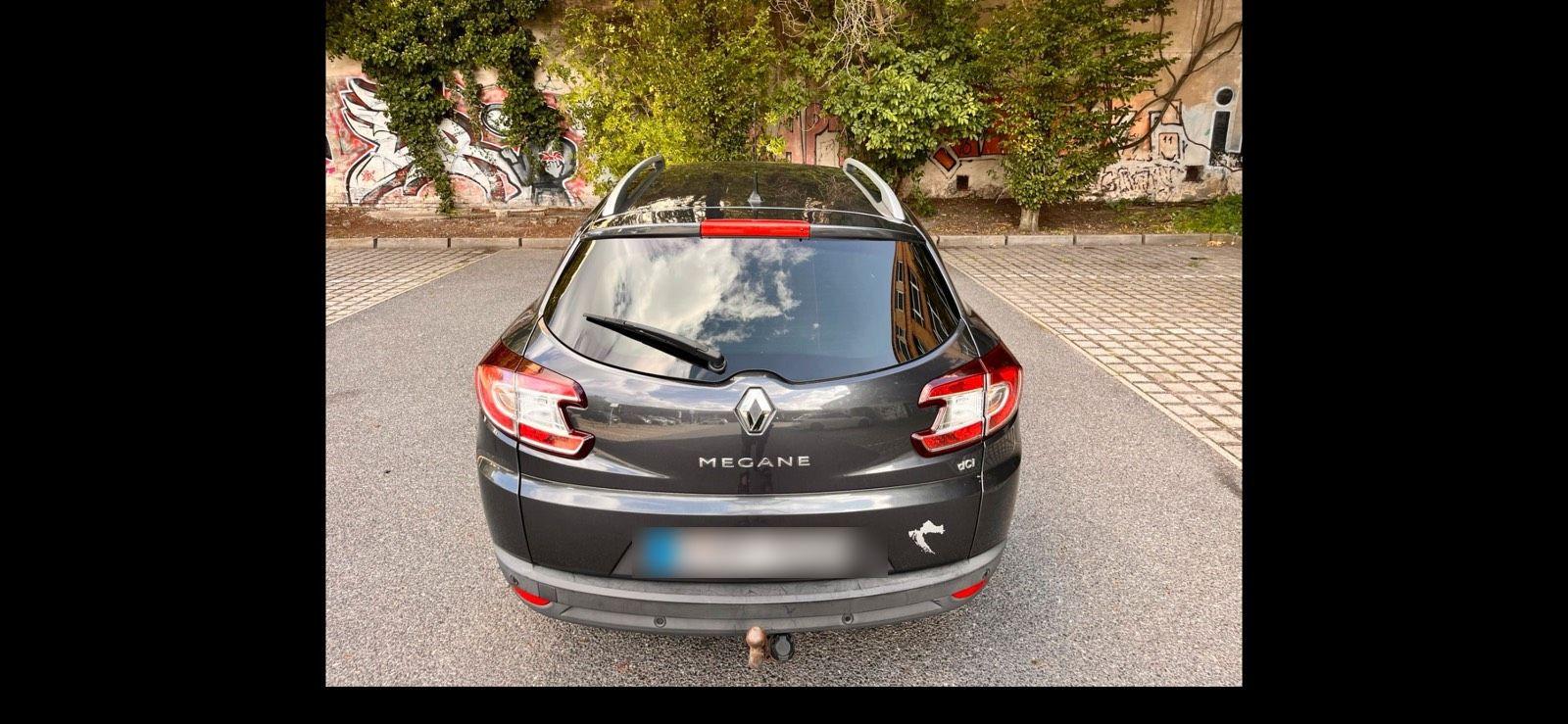 Renault Megane 2015 — двигун 110 HP (81kW)