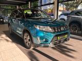 Suzuki Vitara 1.0 Comfort SHZ+Kam.+KlimaA+PDC+AHK - Suzuki Vitara mit Benzin-Antrieb: Blau, Geländewagen, mit Klimaautomatik