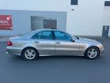Mercedes-Benz W211  E270 - Mercedes-Benz E 270 aus 2005