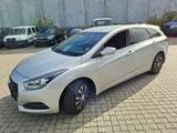 Hyundai i40 cw blue Trend - Hyundai i40 Trend mit Diesel-Antrieb