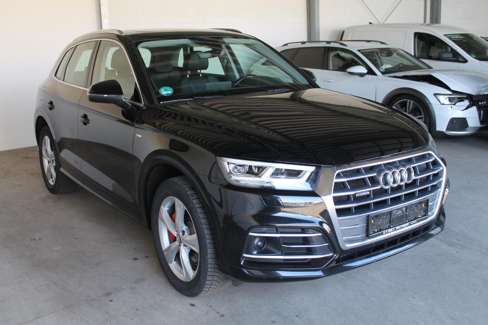 Audi Q5 45 TDI quattro sport S-Line Matrix Panorama