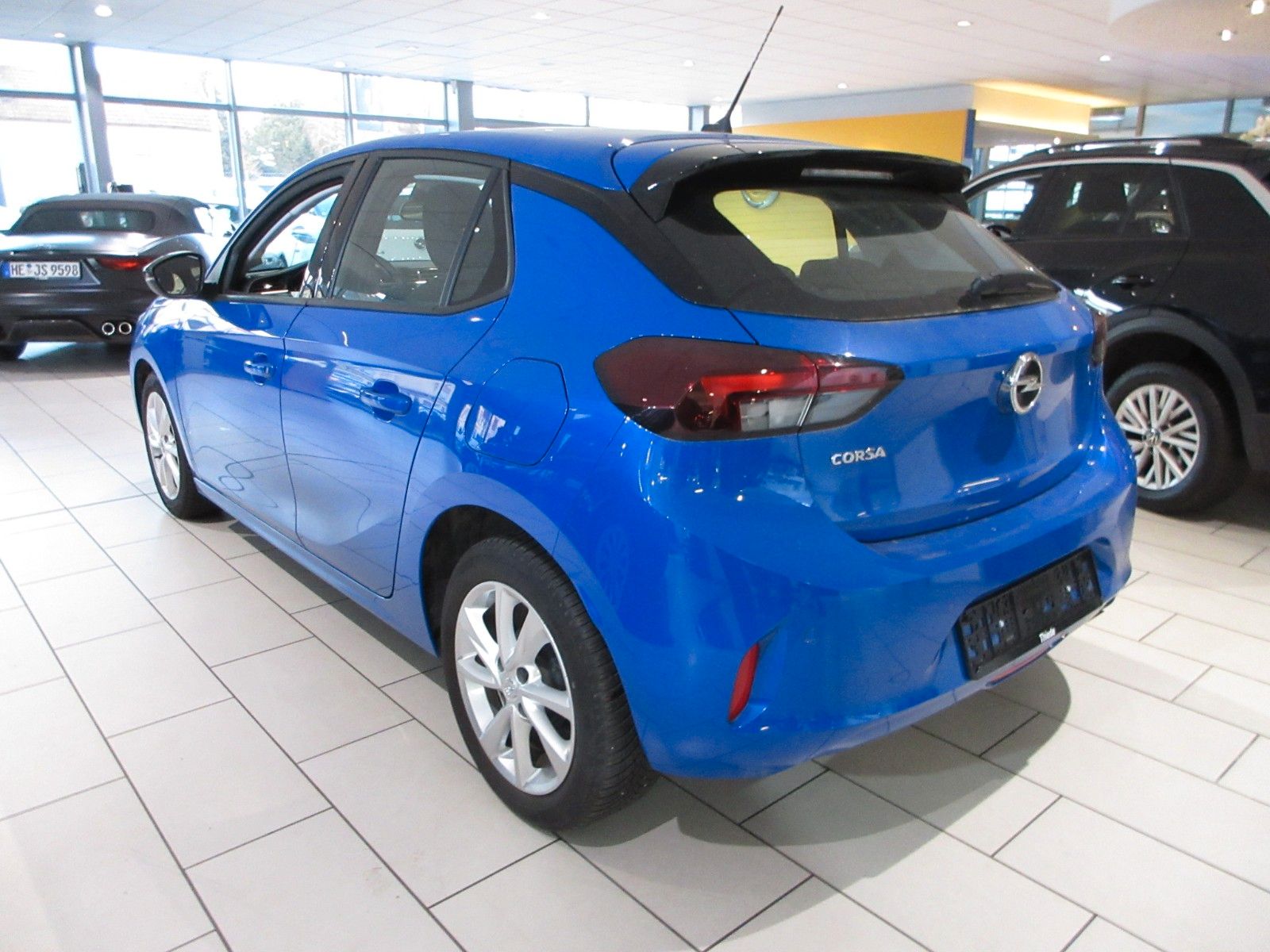 Fahrzeugabbildung Opel Corsa 1.2 T Elegance LED/NAVI/PDC/ALU/TEMPO