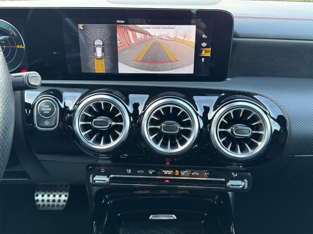 Mercedes-Benz CLA 35 AMG