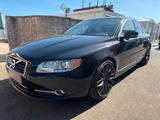 Volvo S80 Momentum D5 - Volvo S80: Momentum