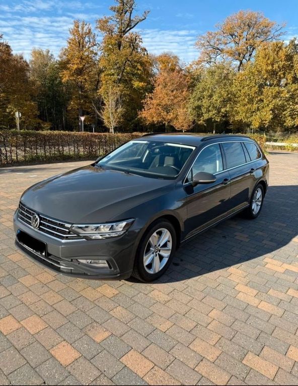 Image of Volkswagen Passat Variant