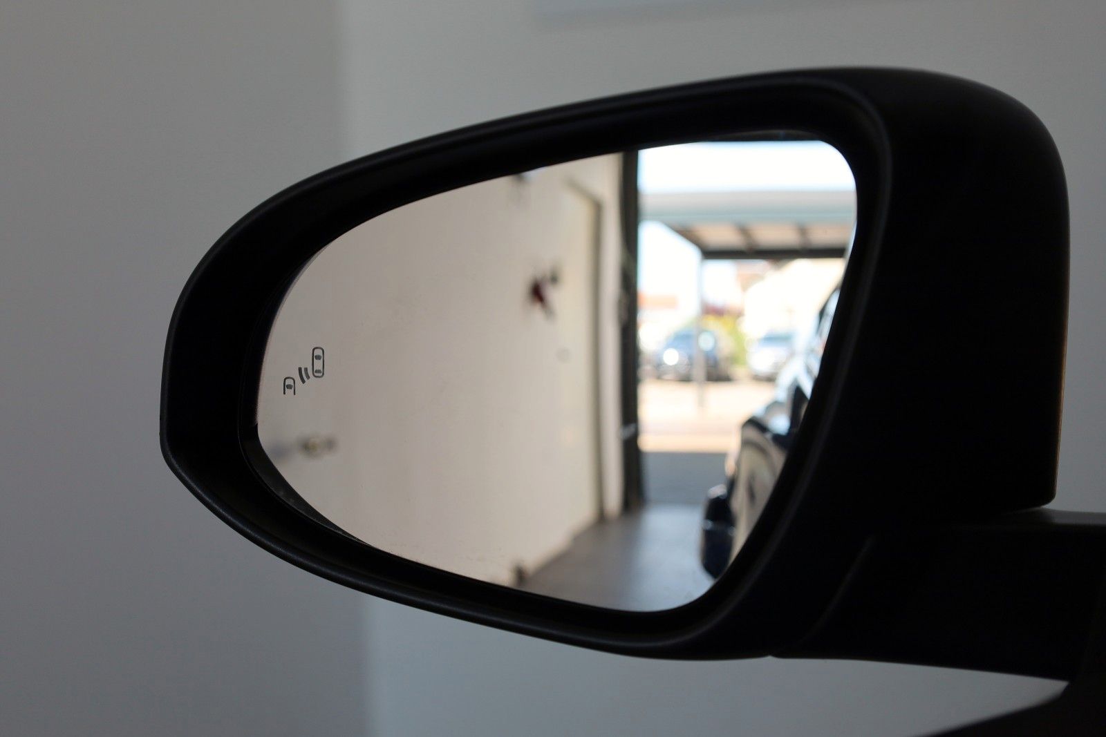 Fahrzeugabbildung Toyota C-HR Hybrid Team D Navi,Kamera,SH,PDC