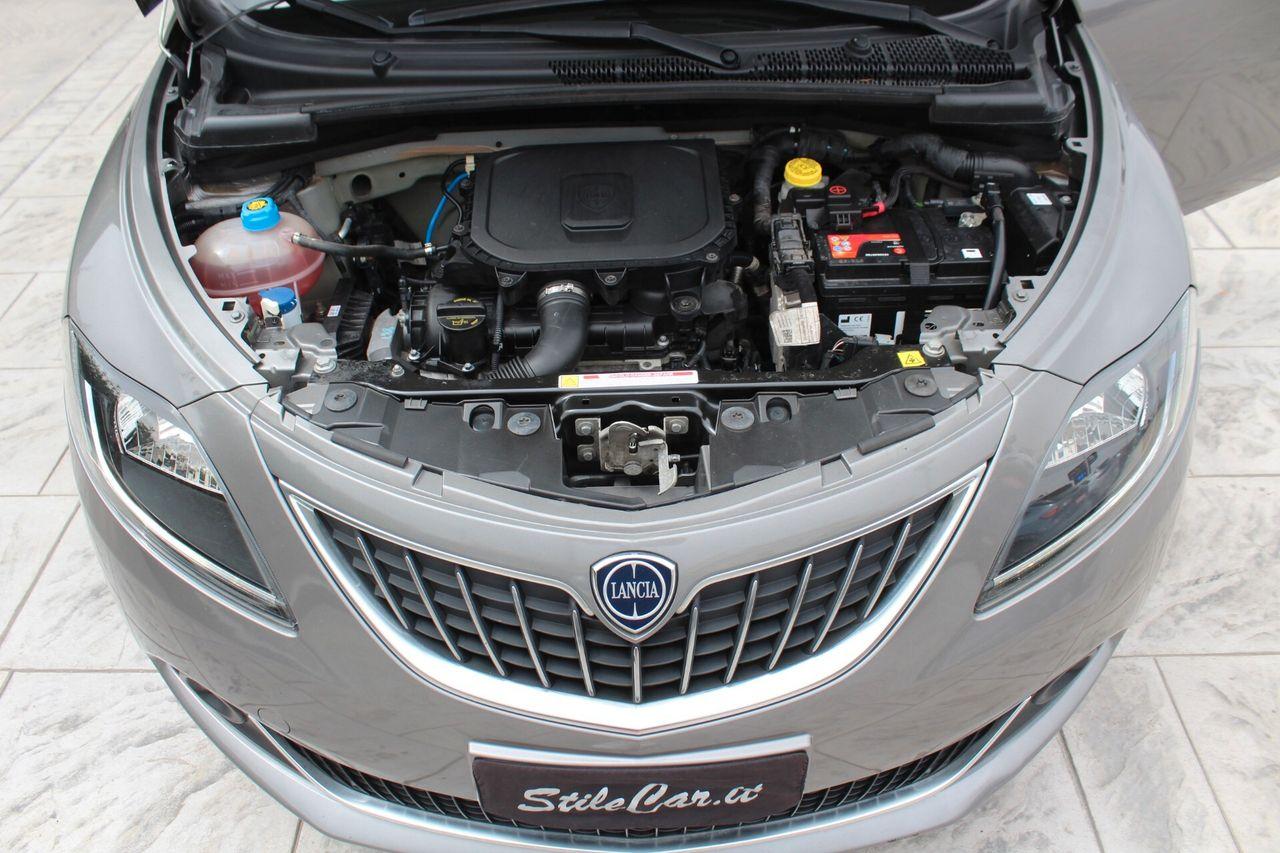 Lancia Ypsilon 1.0 FireFly 5 porte S&S Hybrid Ec