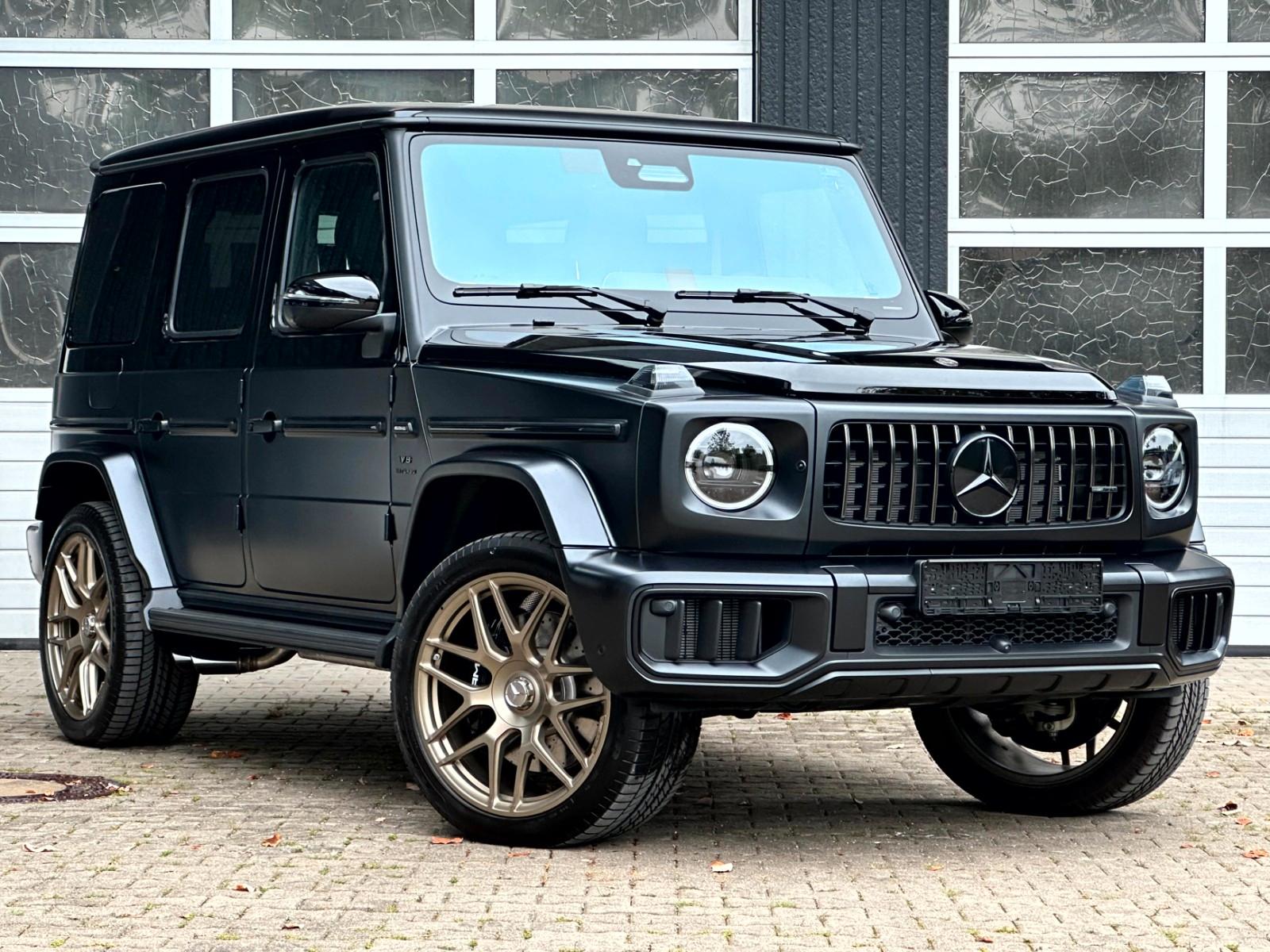 Mercedes-Benz G63 AMG CARBON SUPERIOR TWO-TONE 1OF200 2025