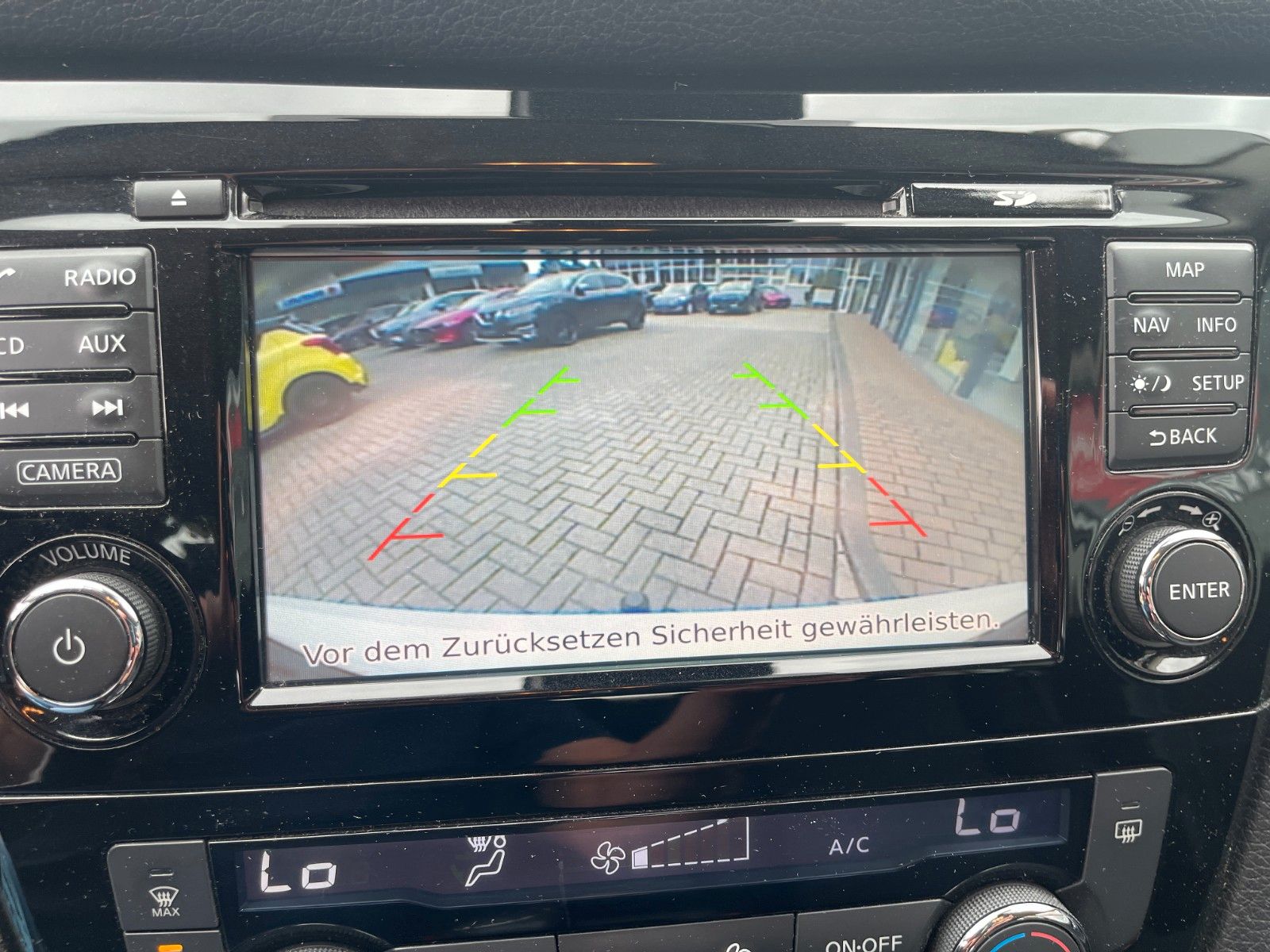 Fahrzeugabbildung Nissan Qashqai 1.6 dCi DPF Acenta AHK Kamera