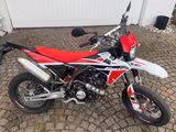 Fantic XMF 125 Performance, neue HU, Service & Reifen - FANTIC MOTORRAD