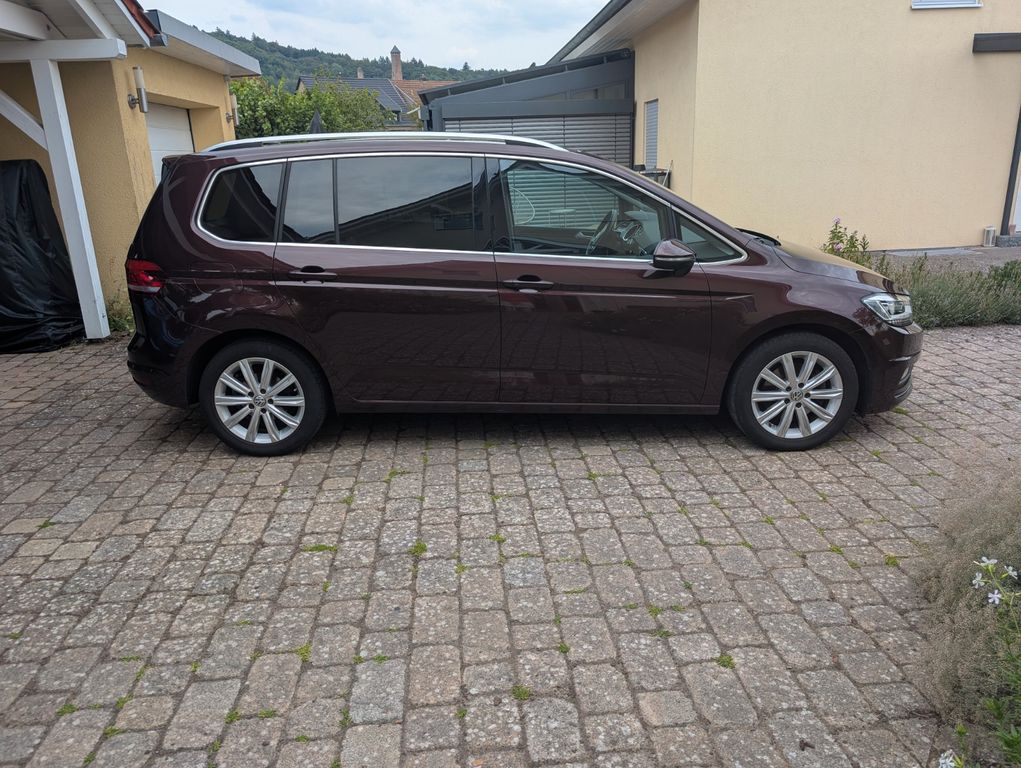 Image of Volkswagen Touran