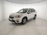 Subaru Forester 2.0i e-boxer Premium lineartroni - Subaru Forester mit Hybrid-Antrieb