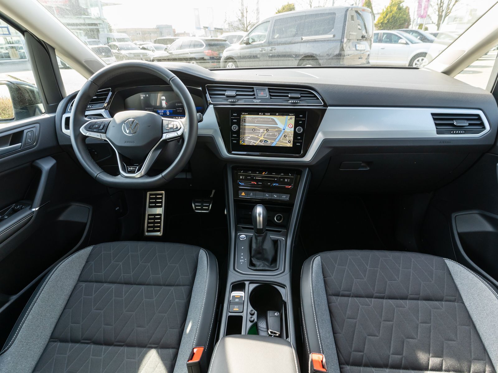 Volkswagen Touran - Bild 7