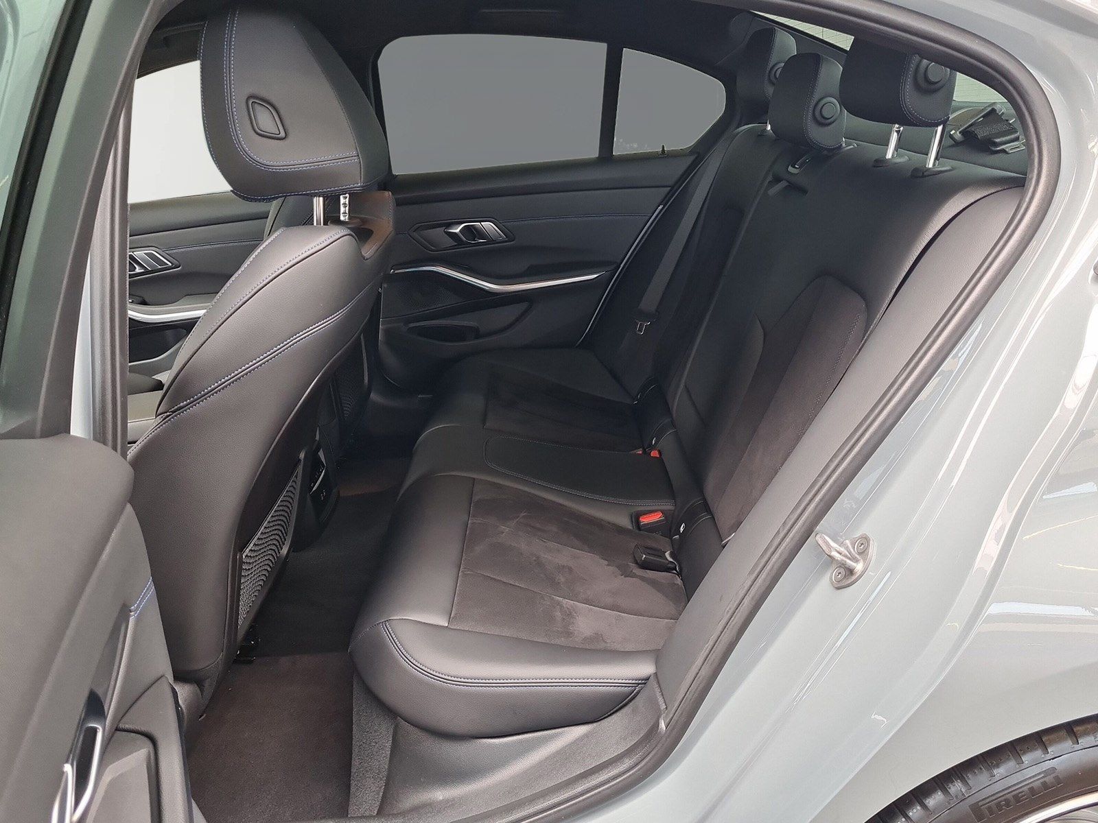 BMW 318 - Bild 11