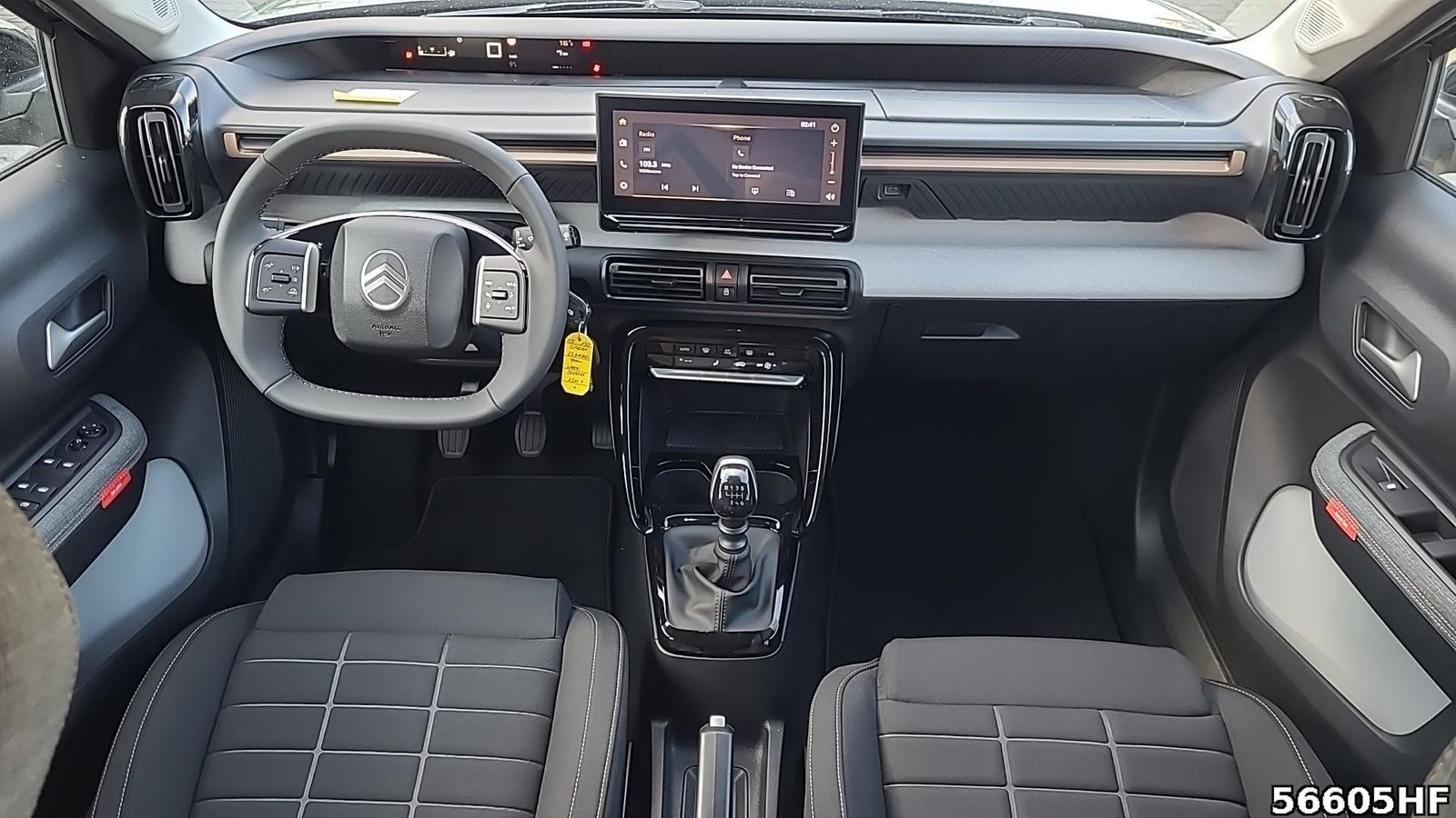 Fahrzeugabbildung Citroën C3 Aircross Plus+Wenige KM+PDC+LED+AWR+ACC+DAB+