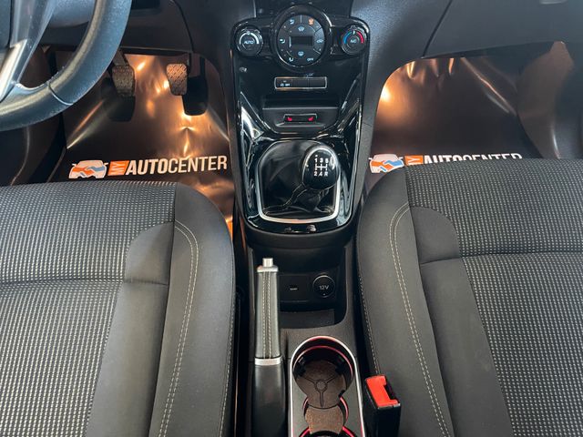 Ford Fiesta Titanium *NAVI*KLIMAAUTOMATIK*SZHZ*