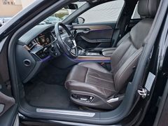 Fahrzeugabbildung Audi A8L 50 TDI qu Lang PANO RSE B&O MATRIX